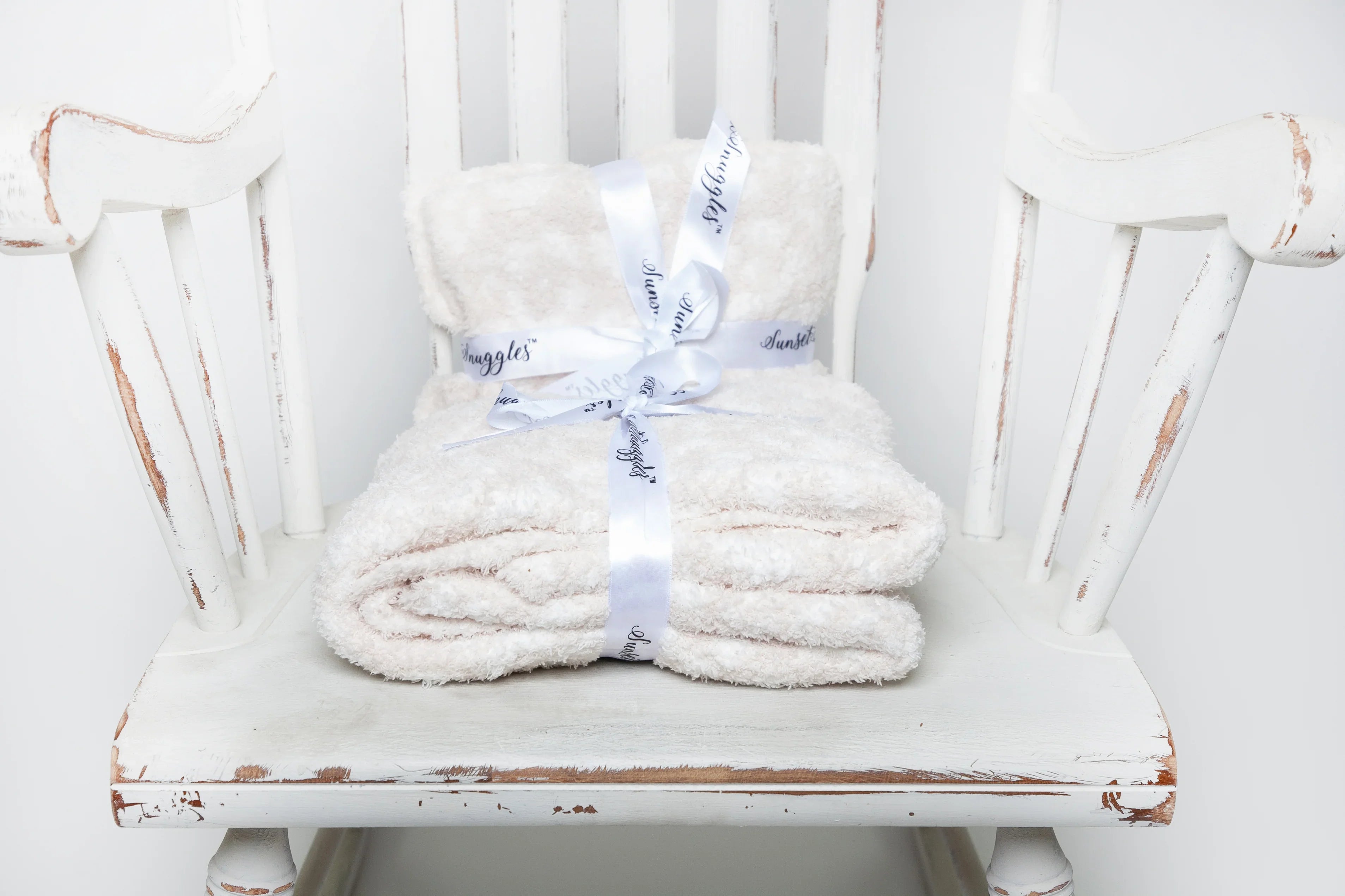 Blush & Off White Leopard 2.0 Print Toddler Blanket